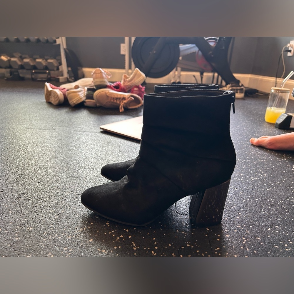 Christian Siriano booties with a cute shiny heel!